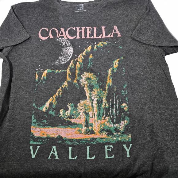 T-Shirt / Coachella Valley / Large / New - Picture 2 of 3